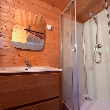 La Roulotte De L'hermitage Ambonil